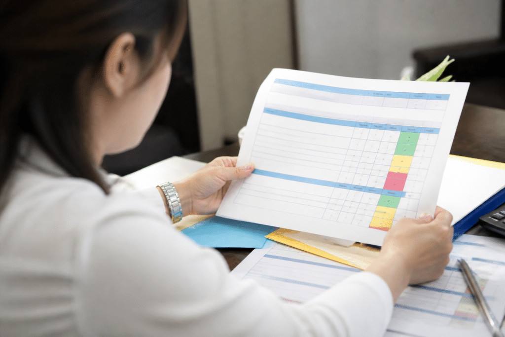 Formulaire avec baremes de notation et points attribues aux employes